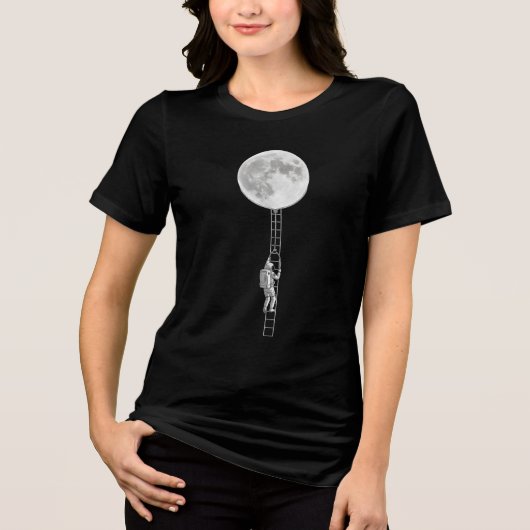 Astronaut Climbing the Moon – Surreal Space Art Tri-Blend Shirt (Voorkant)