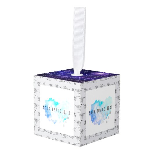 Astronaut Cube Ornament (Voorkant hoekig)