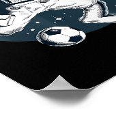 Astronaut die Voetbal speelt in Buitenspatie Grafi Poster (Hoek)