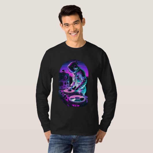 Astronaut DJ DJing in Space EDM cool Graphic Vapor T-shirt (Voorkant volledig)