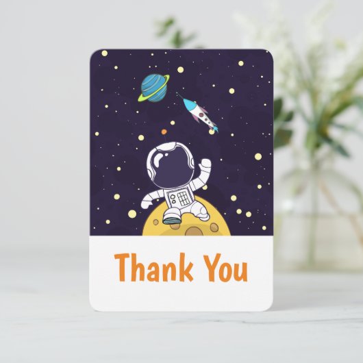 Astronaut drijvend in de ruimte dank u bedankkaart (Staand voorkant)