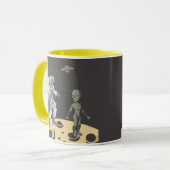 Astronaut en alien mok (Voorkant links)
