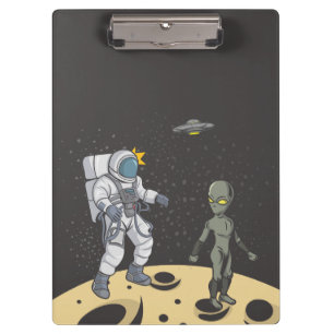 Astronaut en buitenaards klembord