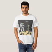 Astronaut en buitenaards t-shirt (Voorkant volledig)