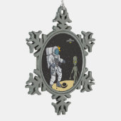 Astronaut en buitenaards tin sneeuwvlok ornament (Links)