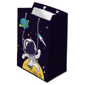 Astronaut Floating in Buitenruimte Medium Cadeauzakje (Achterkant Gekanteld)