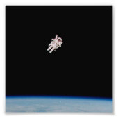 Astronaut Floating in Open Space - NASA - Foto Foto Afdruk (Voorkant)