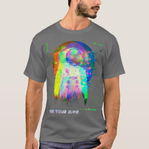 Astronaut FreeYourMind Glitchy Vaporwave G T-shirt