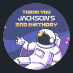 Astronaut Galaxy Outer Space Kids Birthday Party Ronde Sticker<br><div class="desc">Kute party gunsten voor kinderen,  jongens of meisjes die van de ruimte houden,  astronomie,  planeten,  raketten en de ruimte. Ideaal voor kinderen op verjaardagsfeestje,  feestvieren en dankjewel op het label. U kunt de tekst voor baby shower of andere gelegenheid en partij ook aanpassen.</div>