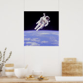 Astronaut in de ruimte met Manned Manuevering Unit Poster (Keuken)