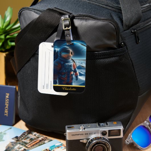 Astronaut in een levendig oranje pak bagagelabel (Voorkant & Achterkant)