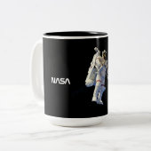 Astronaut in Space Black Tweekleurige Koffiemok (Voorkant links)