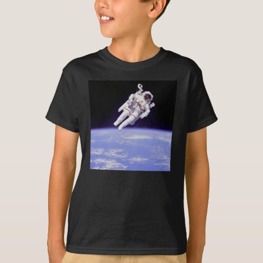 Astronaut in Space Shirt (Voorkant)