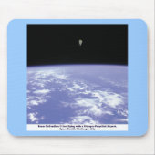 Astronaut McCandless Free Flying with Jetpack Muismat (Voorkant)