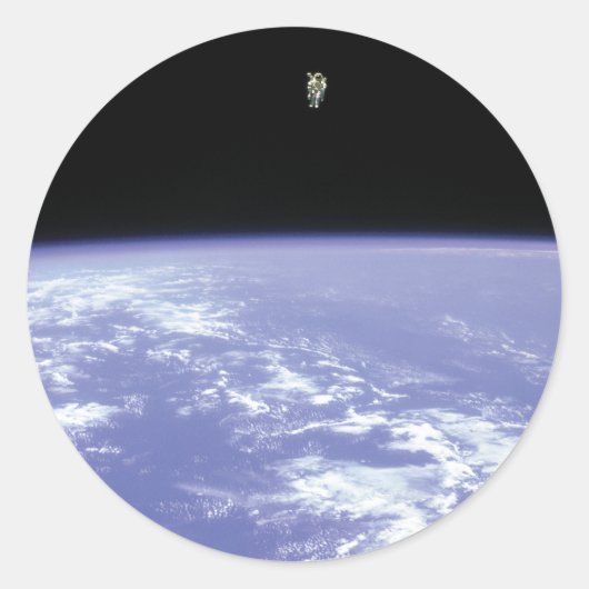 Astronaut McCandless Vliegen met Jetpack Ronde Sticker (Voorkant)
