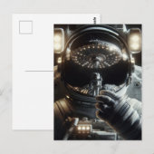 Astronaut met reflectie van UFO Briefkaart (Voorkant / Achterkant)