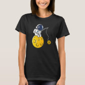 Astronaut Moon Fishing BTC Crypto Cryptocurrency B T-shirt (Voorkant)