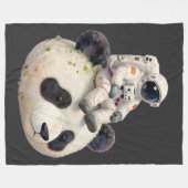 Astronaut on a Space Panda Surreal Weird and Fun Fleece Deken (Voorkant (Horizontaal))