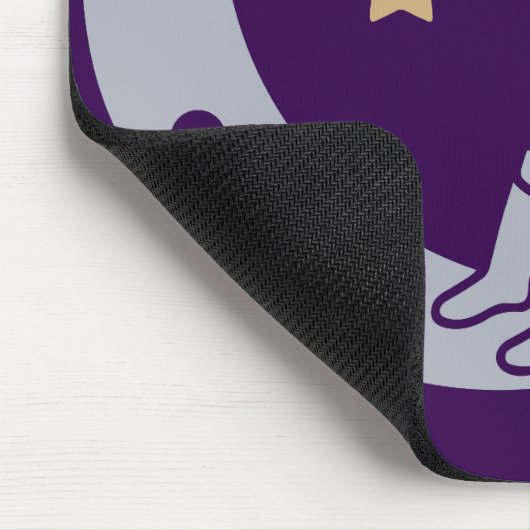 Astronaut op het ontwerp van de halve maan muismat (Hoek)