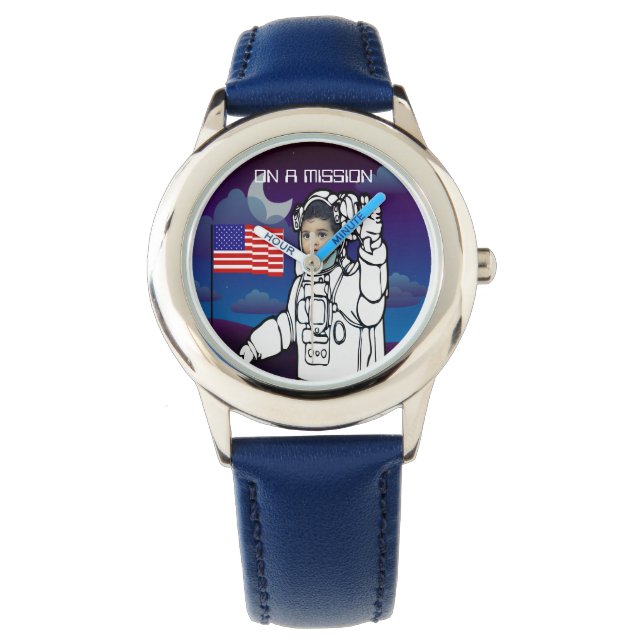 astronaut op maan buitenruimte jongen verjaardag horloge (Voorkant)
