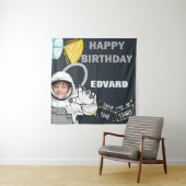 Astronaut Photo Happy Birthday Tapestry Wandkleed (In situ)