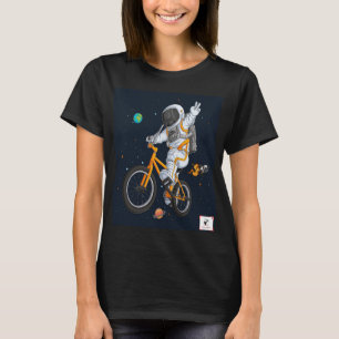 Astronaut Rijden een BMX T-Shirt ontwerp
