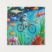 Astronaut rijdt op een tweekleppige zee wandkleed (Voorkant)