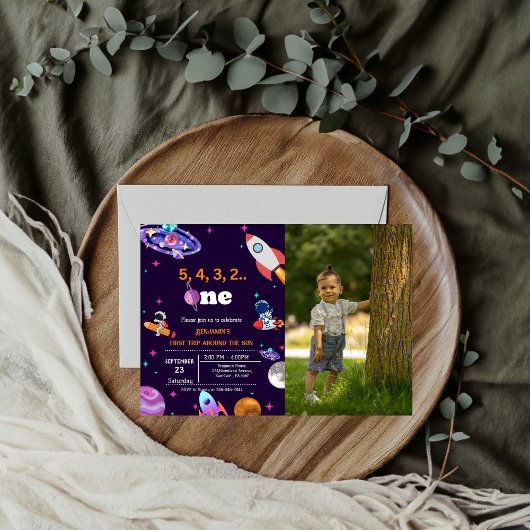 Astronaut Space eerste reis rond de verjaardag van Kaart