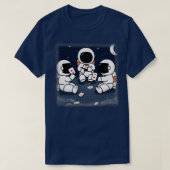 Astronaut spelen DS in Space 1 T-shirt (Design voorkant)