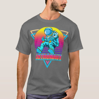 Astronaut Vaporwave Retro Aesthetic 90s  T-shirt