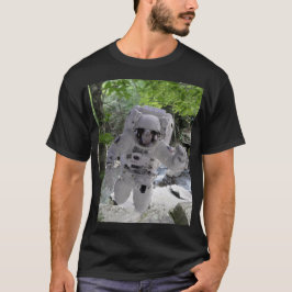 Astronaut Verkent Aarde Zwarte T-shirt
