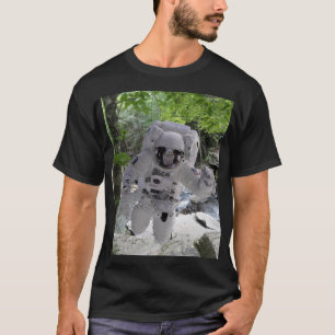 Astronaut Verkent Aarde Zwarte T-shirt