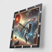 Astronaut verkent verre planeet in de ruimte vierkante klok (Hoek)