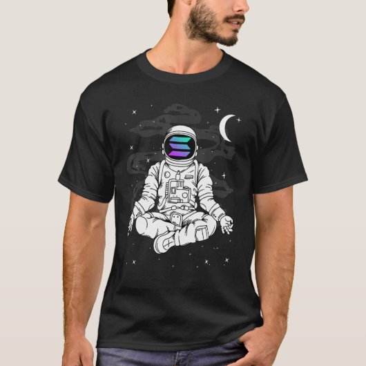 Astronaut Yoga Solana Sol To The Moon Crypto Token T-shirt (Voorkant)