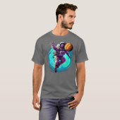 Astronauten die basketbal spelen t-shirt (Voorkant volledig)