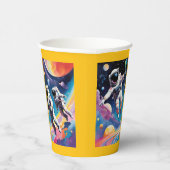 Astronauten in een pastelstelsel papieren bekers (Rechts)