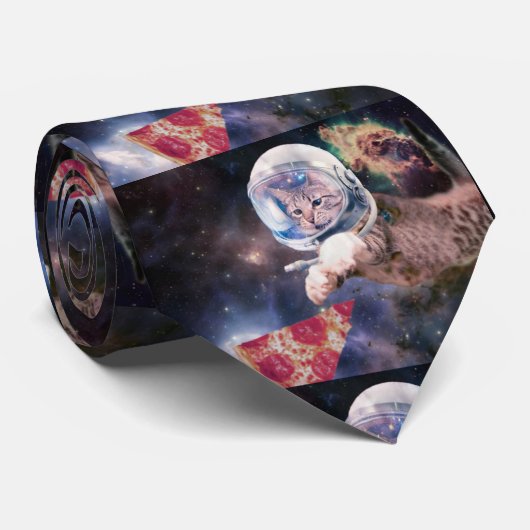 Astronautkat jaagt op een pizza stuk stropdas (Opgerold)