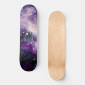 Astronauts die door ruimtetijd lopen persoonlijk skateboard (Voorkant)