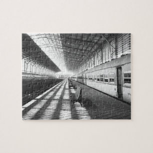 Aswan Egypte, Interieur van Aswan Dam Treinstation Legpuzzel