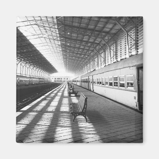 Aswan Egypte, Interieur van Aswan Dam Treinstation Magneet (Voorkant)