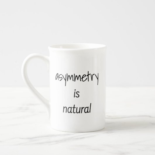Asymmetrie Is Natuurlijke Specialiteit Mok (Links)
