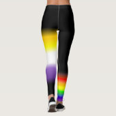 Asymmetrische niet-binaire homoregenboogpridevlagg leggings (Achterkant)