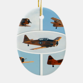 AT-6 Texaan WWII-oorlogsvliegtuig Keramisch Ornament
