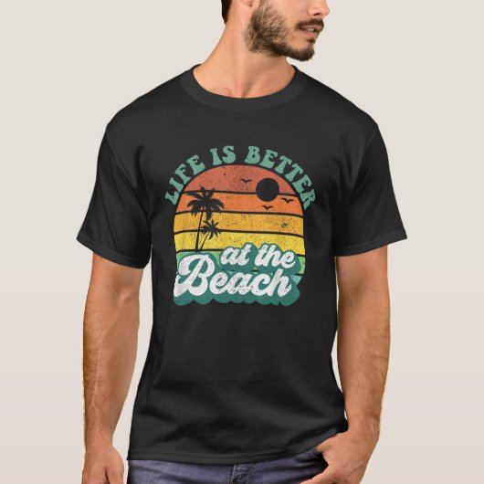 At The Beach Tropical Retro Sunset Palm Trees T-shirt (Voorkant)