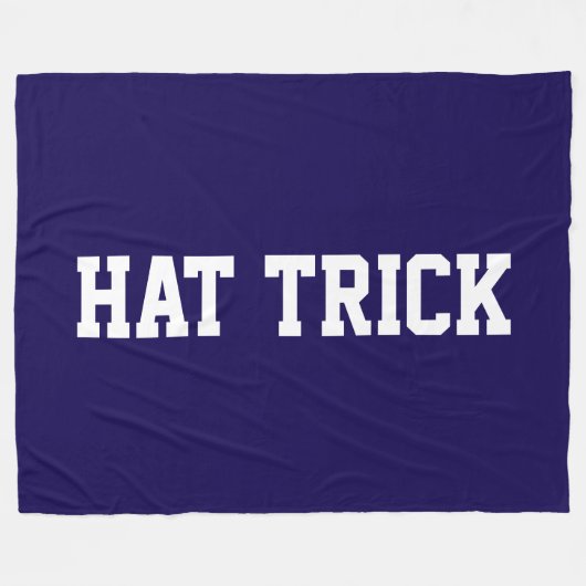 Athletic Bold Witte HAT TRICK-tekst op marineblauw Fleece Deken (Voorkant (Horizontaal))