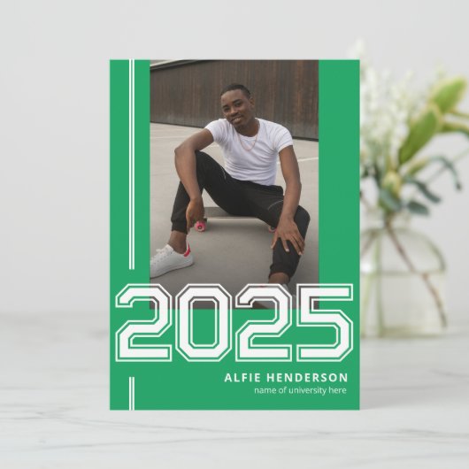 Athletic Photo Graduation Party Groen Kaart (Staand voorkant)