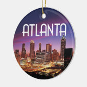 Atlanta, Georgia City skyline 's nachts Keramisch Ornament (Links)