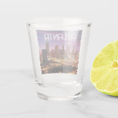 Atlanta, Georgia City skyline 's nachts Shot Glas (Achterkant)