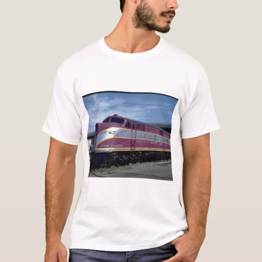 Atlantische kustlijn EMD E-6A_Trains T-shirt (Voorkant)