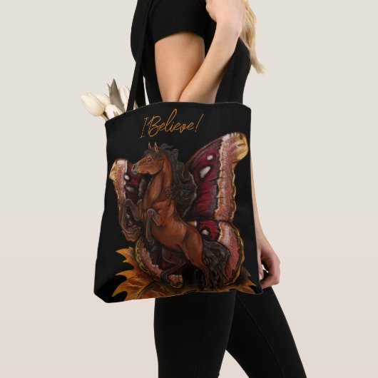 Atlas Moth Fairy Horse Tote Bag (Dichtbij)